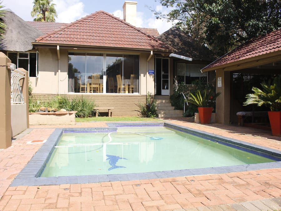 Outdoor pool, open 10:00 AM to 10:00 PM, sun loungers