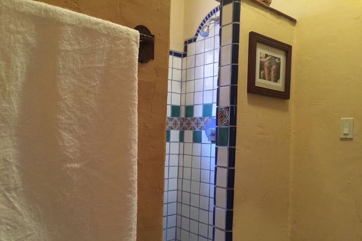 suite king bed, balcony, terrace, kitchenette, upperfloor | bathroom | shower, rainfall showerhead, hair dryer, towels