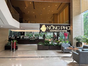 Coffee shop - Vissai Saigon Hotel (Ho Chi Minh City)