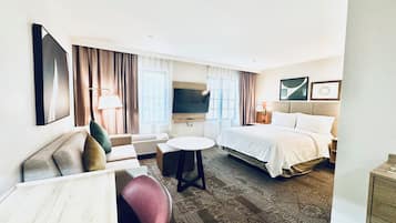 Studio Suite, 1 Queen Bed, Kitchen | 1 bedroom, in-room safe, desk, soundproofing