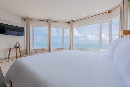 Deluxe Room, Ocean View. Hotel Regatta Cartagena
