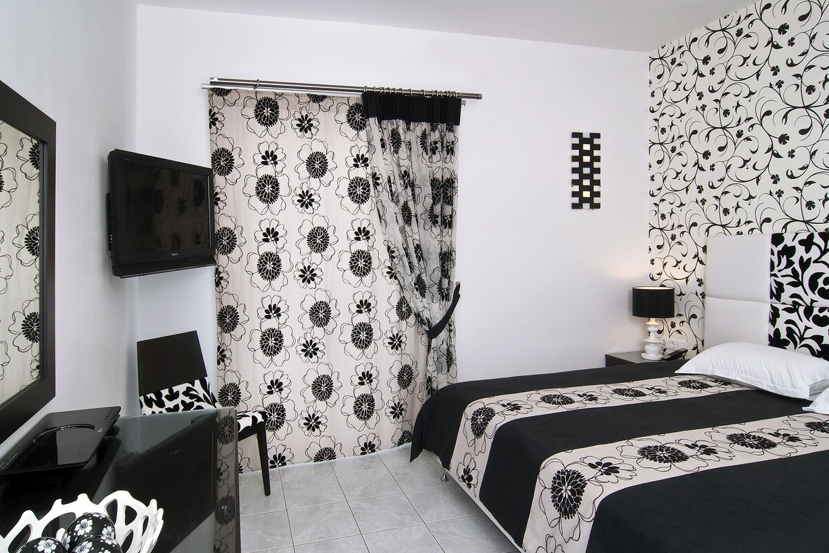 Sábanas de algodón egipcio, ropa de cama de alta calidad y minibar 