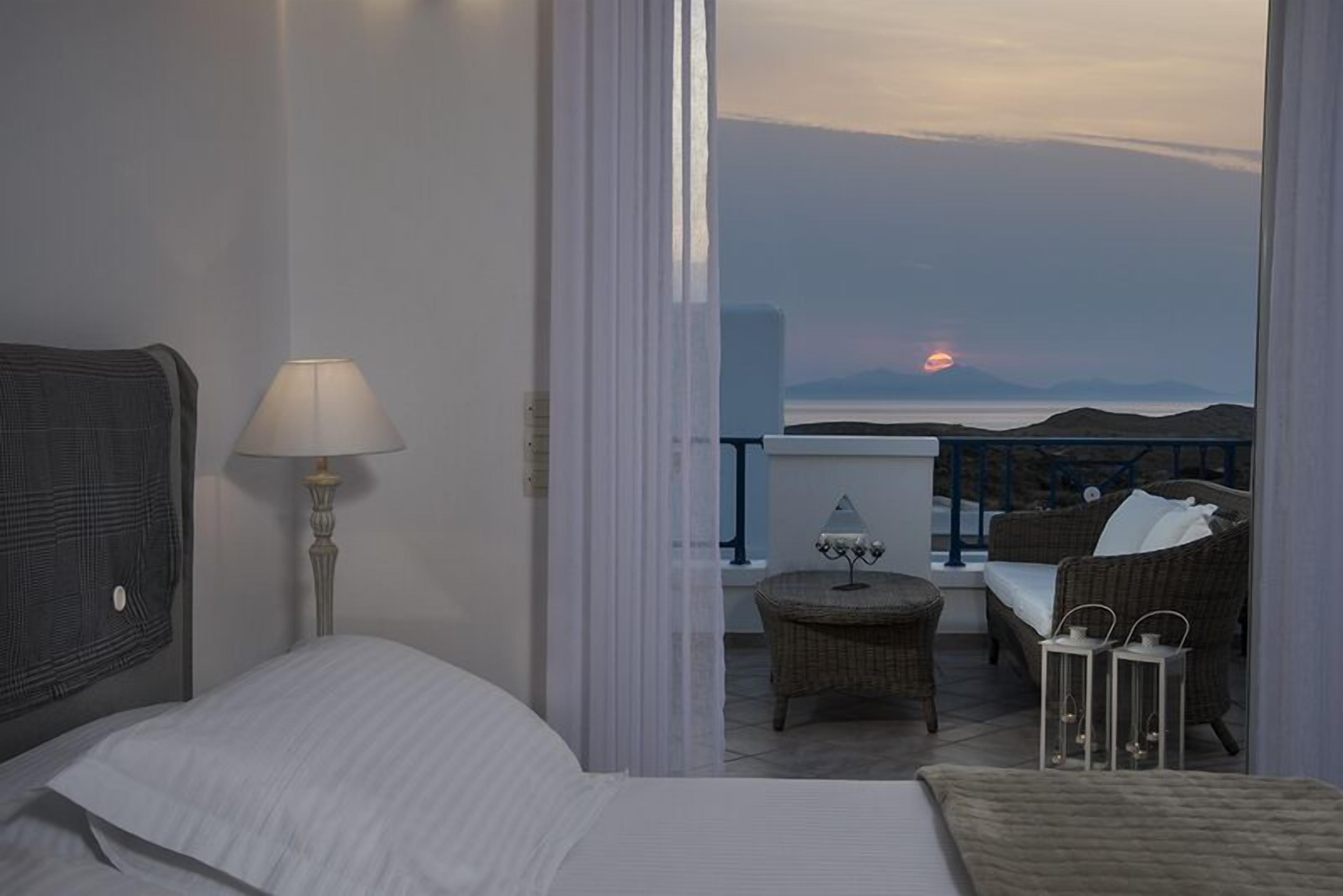 superior double room, 1 queen bed | 1 bedroom, egyptian cotton sheets, premium bedding, minibar