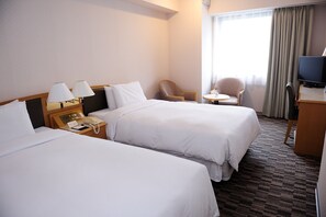 Twin Room, 2 Single Beds | View from room - Hotel Sunroute Taipei (Taipei)