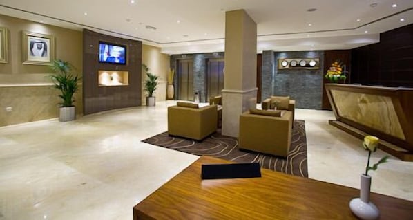 Lobby - Phoenix Plaza Hotel Apartments (Abu Dhabi)