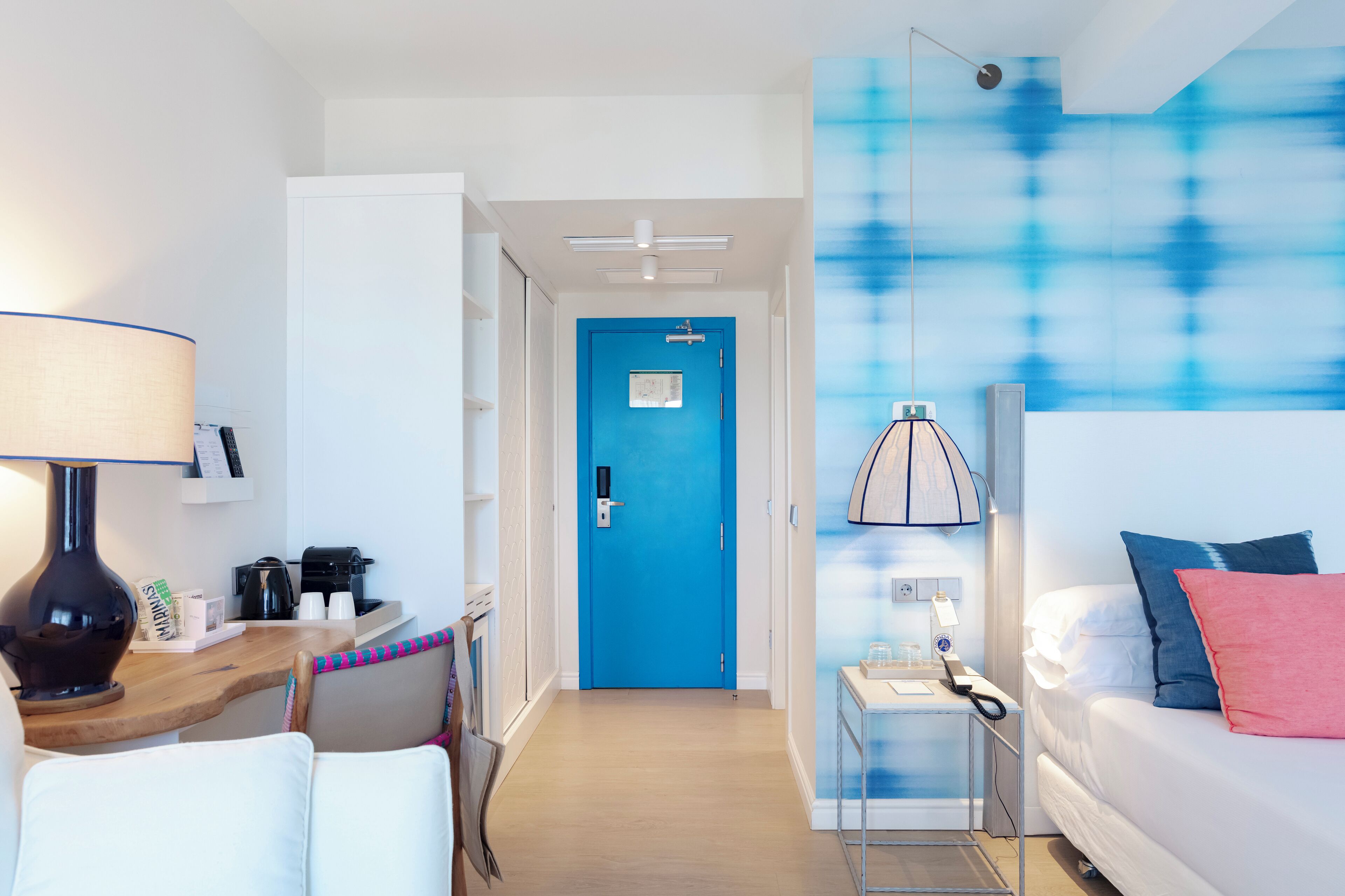 Family Room, Sea View (Familiar) | In-room safe, desk, soundproofing, iron/ironing board