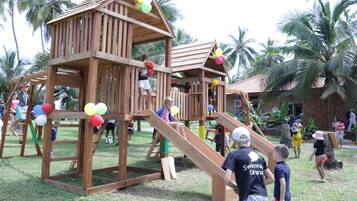 Children's play area - outdoor