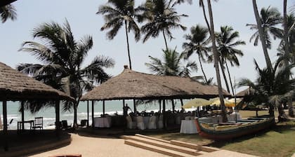 Coconut Grove Beach Resort