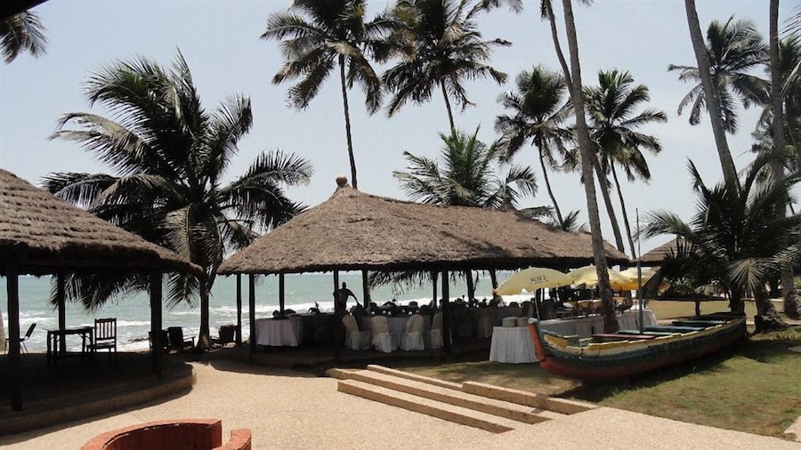 Coconut Grove Beach Resort