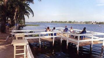 Dock
