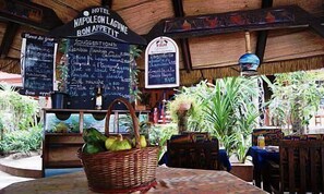 Spécialités Cuisine internationale, restauration en plein air 