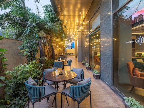 ibis Mumbai Airport Hotel