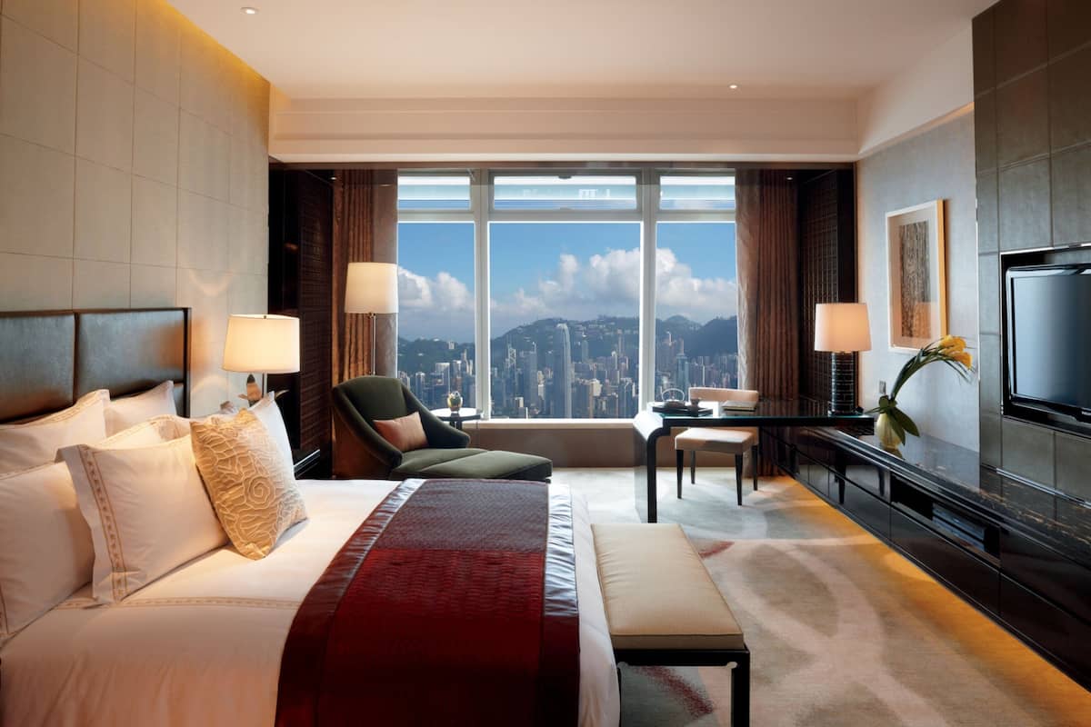 Deluxe Room, 1 King Bed, Harbour View (Victoria Harbour View)