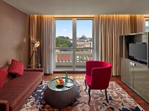 Junior Suite, 1 King Bed (Opera House View)