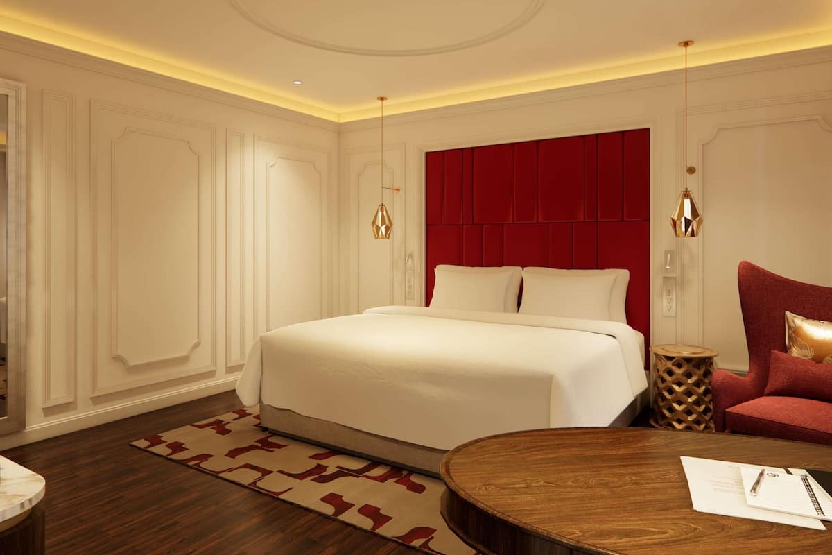 Grand Deluxe Room, 1 King Size Bed | 1 bedroom, minibar, in-room safe, desk