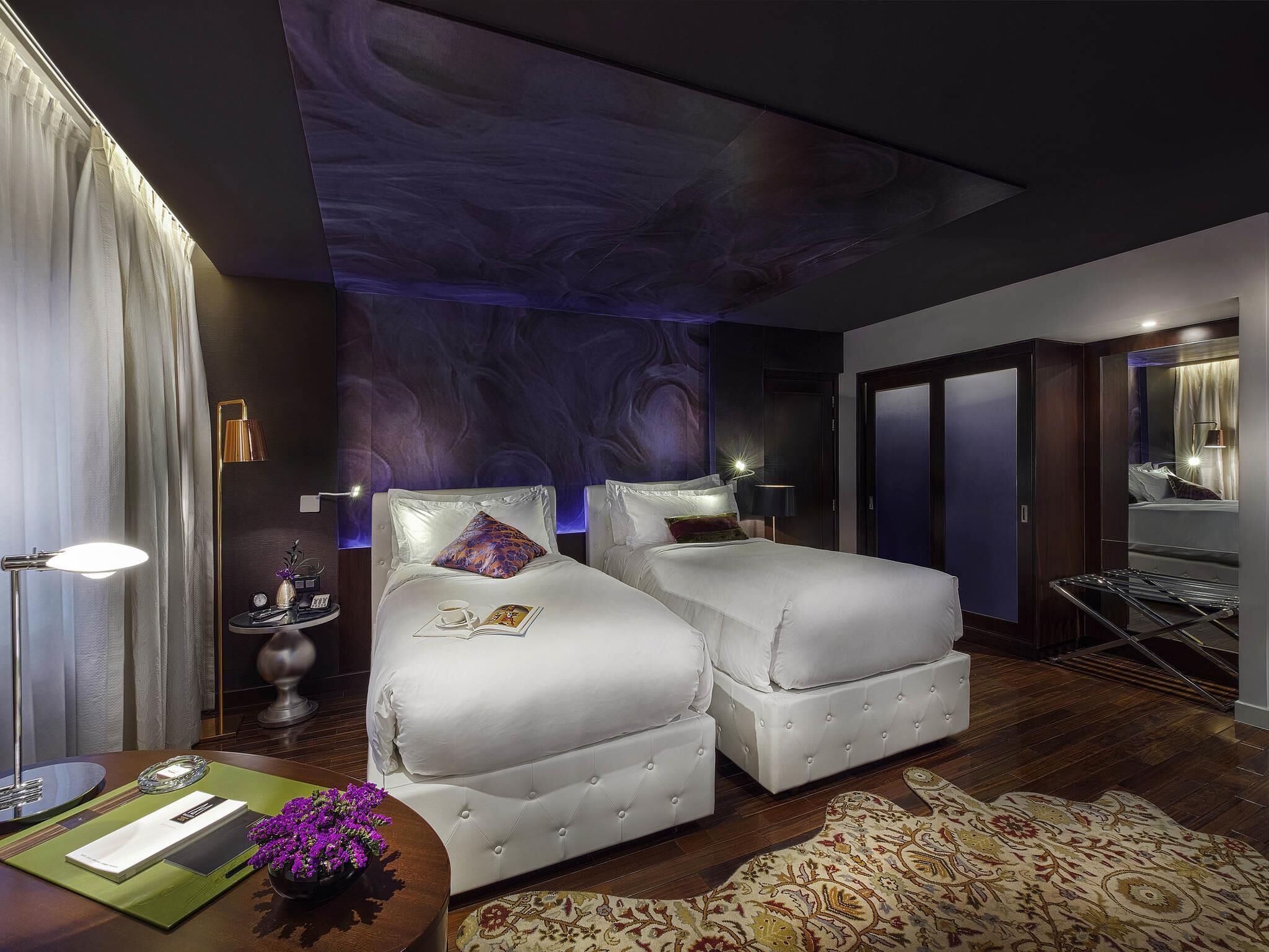 Superior Room, 2 Single Beds | Minibar, in-room safe, desk, blackout curtains