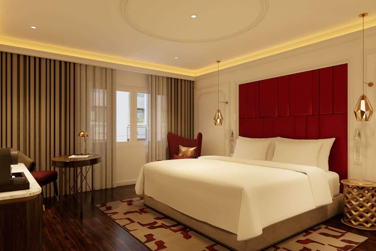 Minibar, in-room safe, desk, blackout curtains