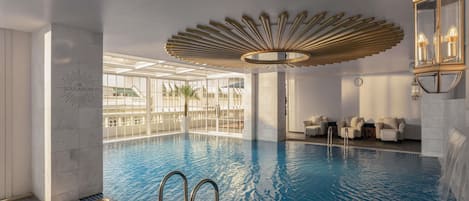 Indoor pool, sun loungers