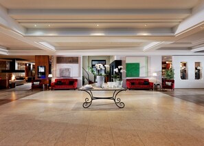 Sala de estar en el lobby