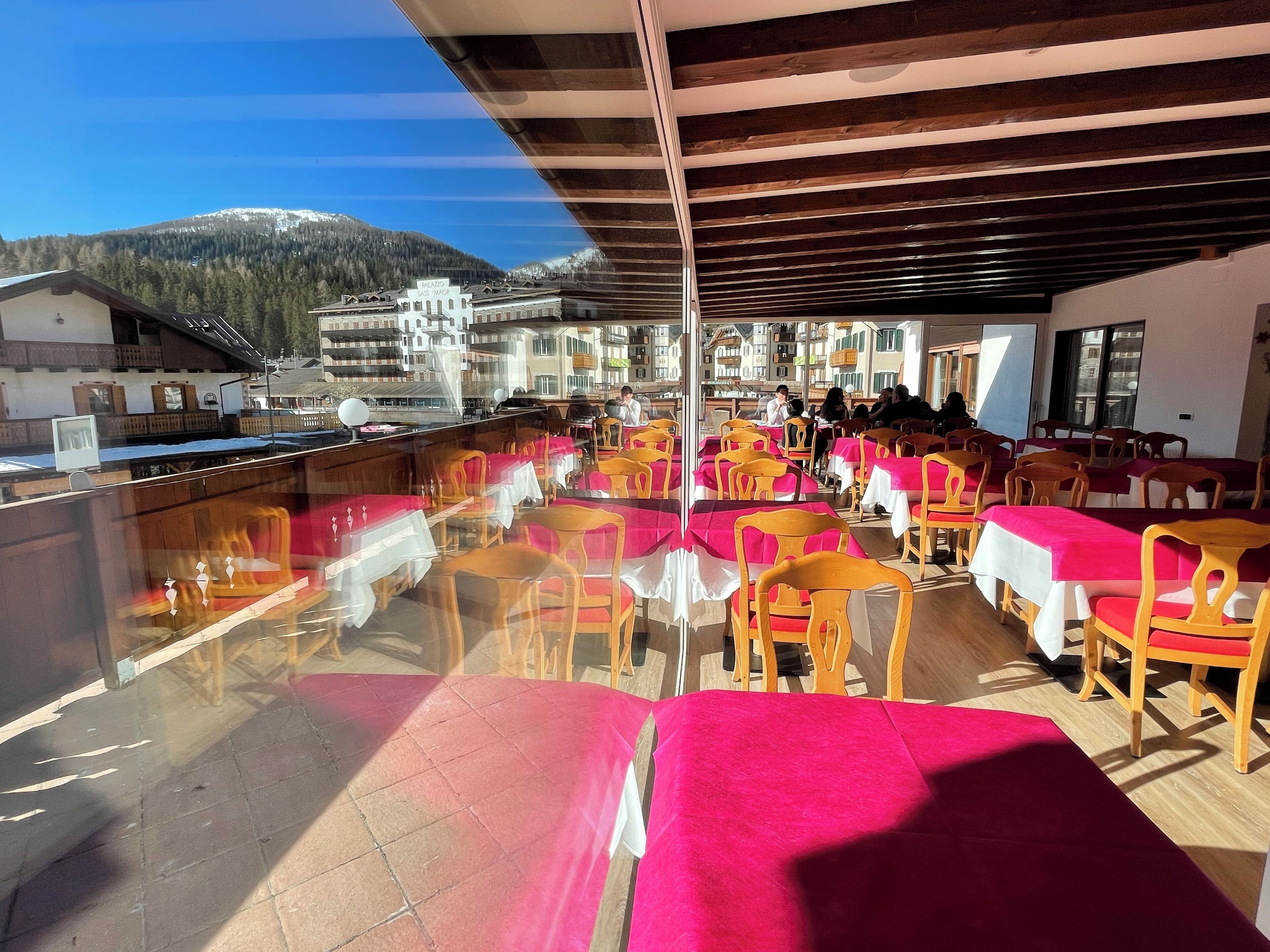 daily buffet breakfast (eur 9 per person)