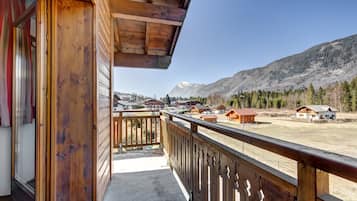 Studio, 1 Double Bed | Balcony