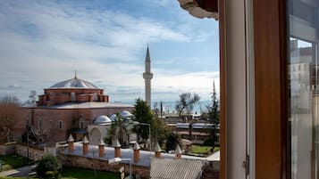 Deluxe tweepersoonskamer | Gemeenschappelijke keuken | Een koelkast/vriezer, een magnetron, een kookplaat, een vaatwasser