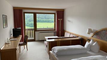 In-room safe, blackout curtains, soundproofing, free WiFi