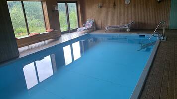 Piscine couverte