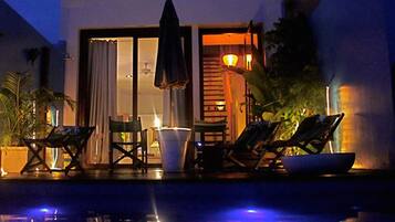 2 outdoor pools, pool umbrellas, sun loungers