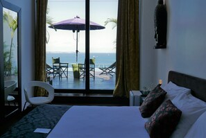 Bahia Suite | Premium bedding, pillow-top beds, minibar, in-room safe - Aram Yami Hotel (Salvador)