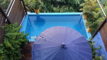 Private pool