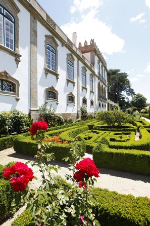 Property grounds - Parador Casa da Ínsua (Penalva Do Castelo)