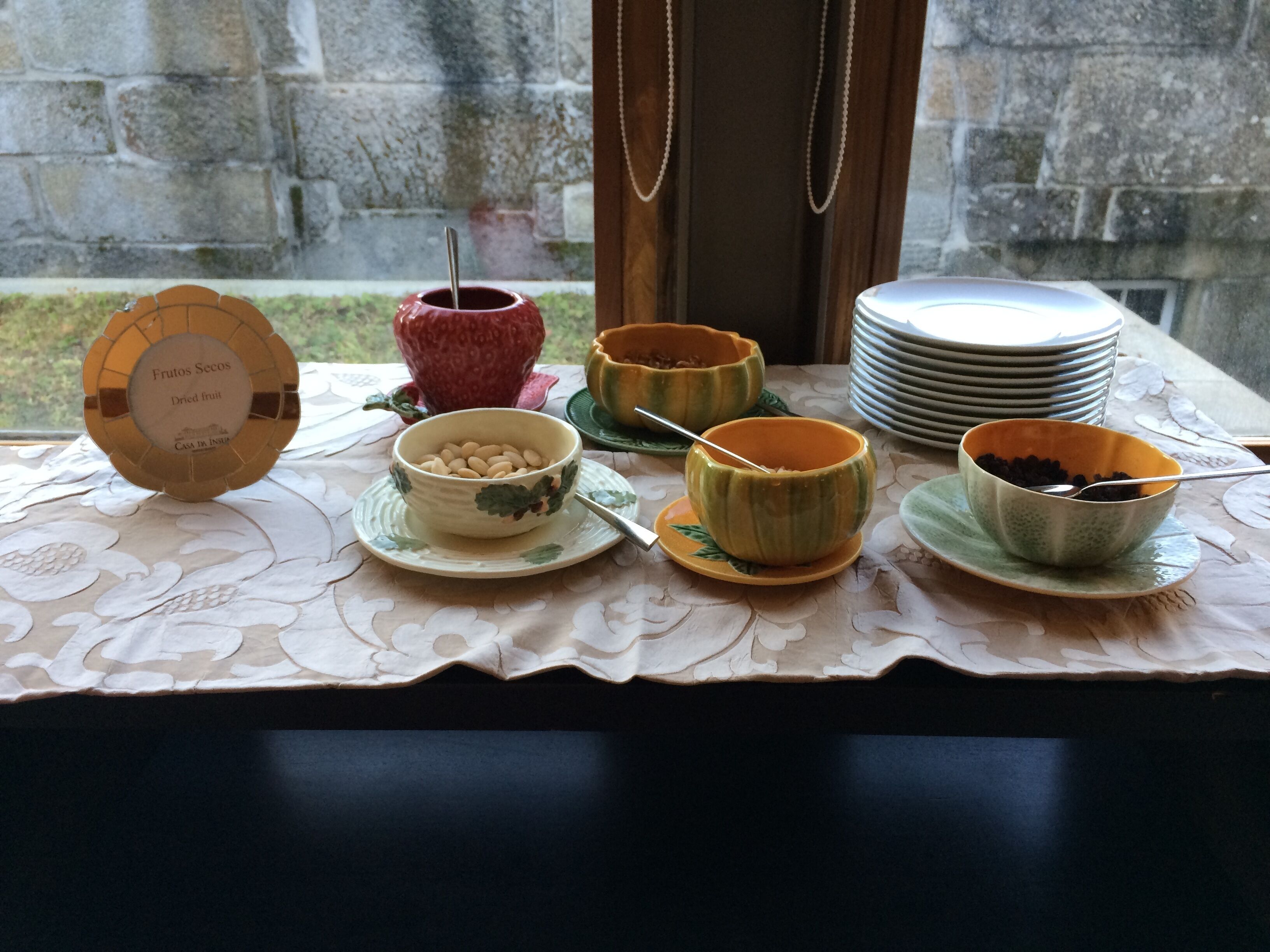 daily buffet breakfast (eur 16 per person)