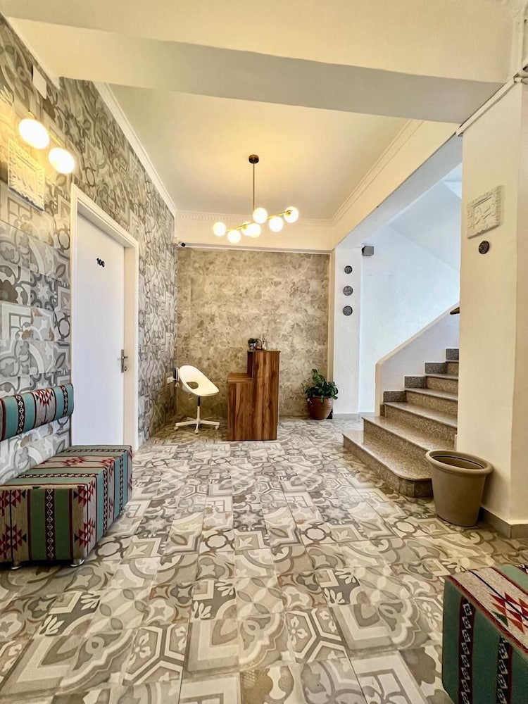 Jordan Tower Hotel by null