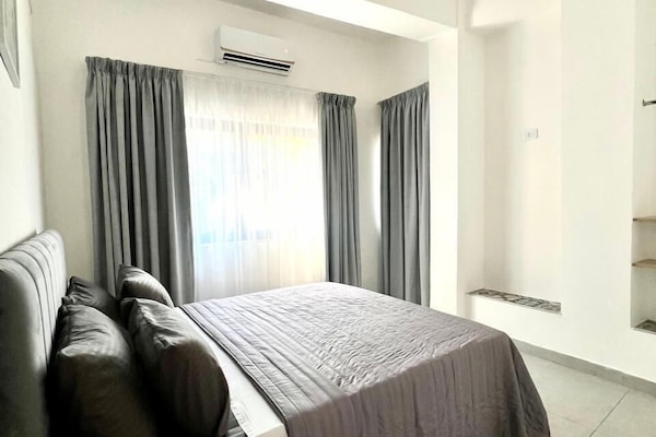 Twin Room with Ensuite | Free WiFi