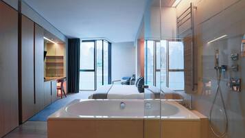 Kamar Double Eksekutif | Kamar mandi | Perlengkapan mandi gratis, pengering rambut, handuk, dan sabun