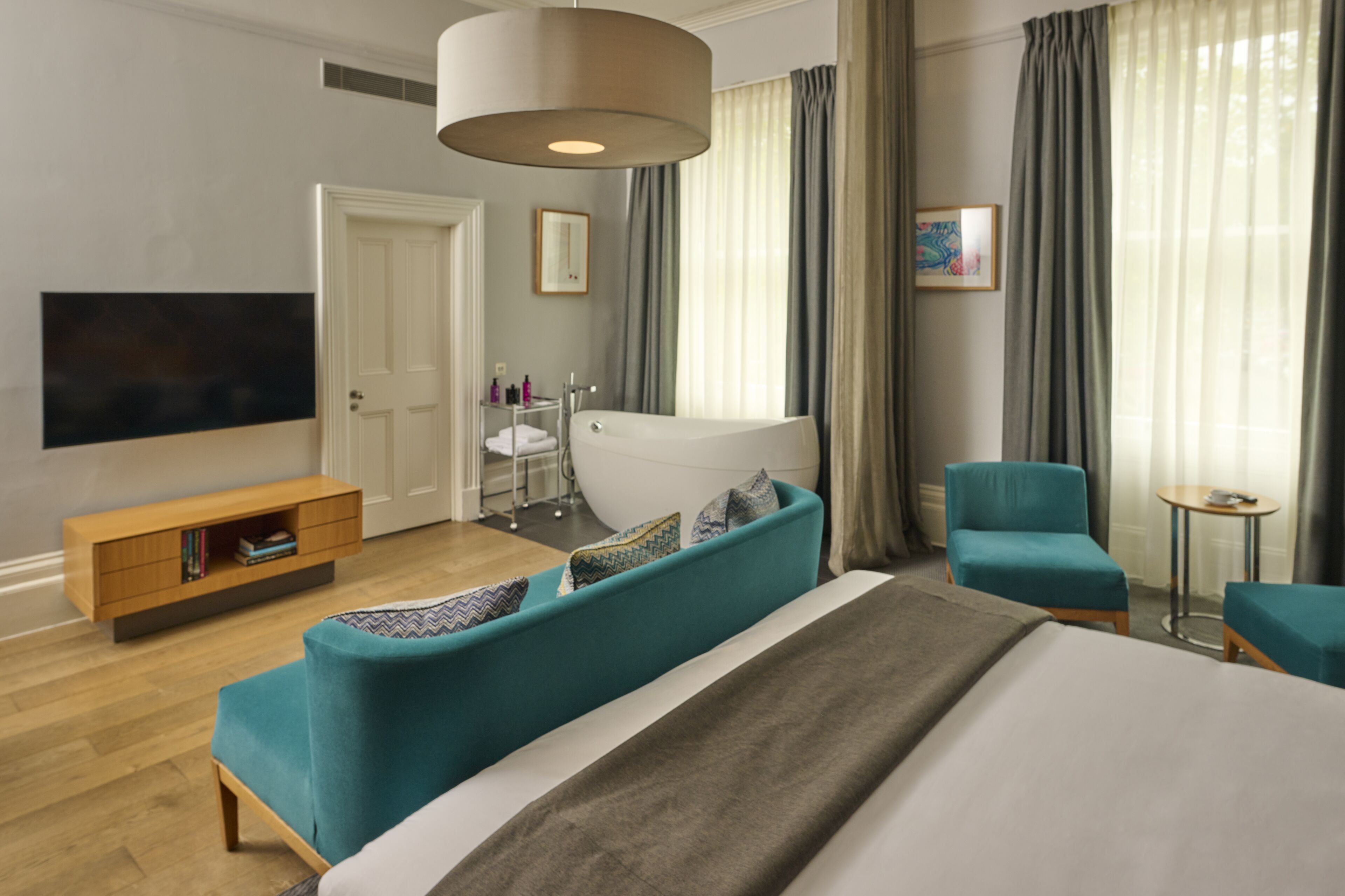 junior suite | 1 bedroom, egyptian cotton sheets, in-room safe, desk