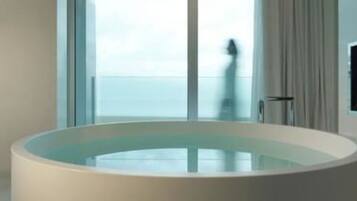 1 bedroom, minibar, in-room safe, soundproofing