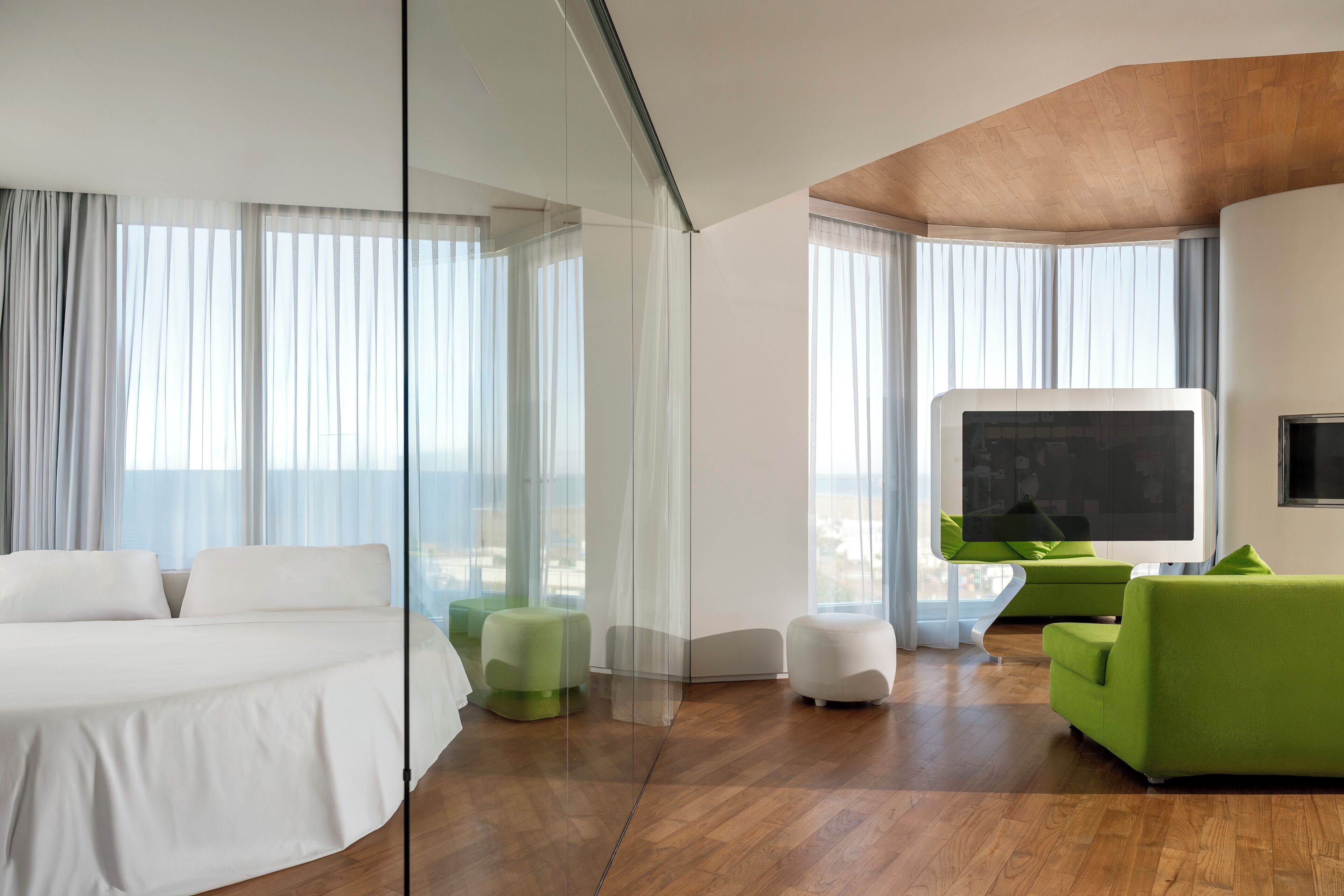 Suite Presidenziale | Minibar, safe på rommet, lydisolert og strykejern/-brett