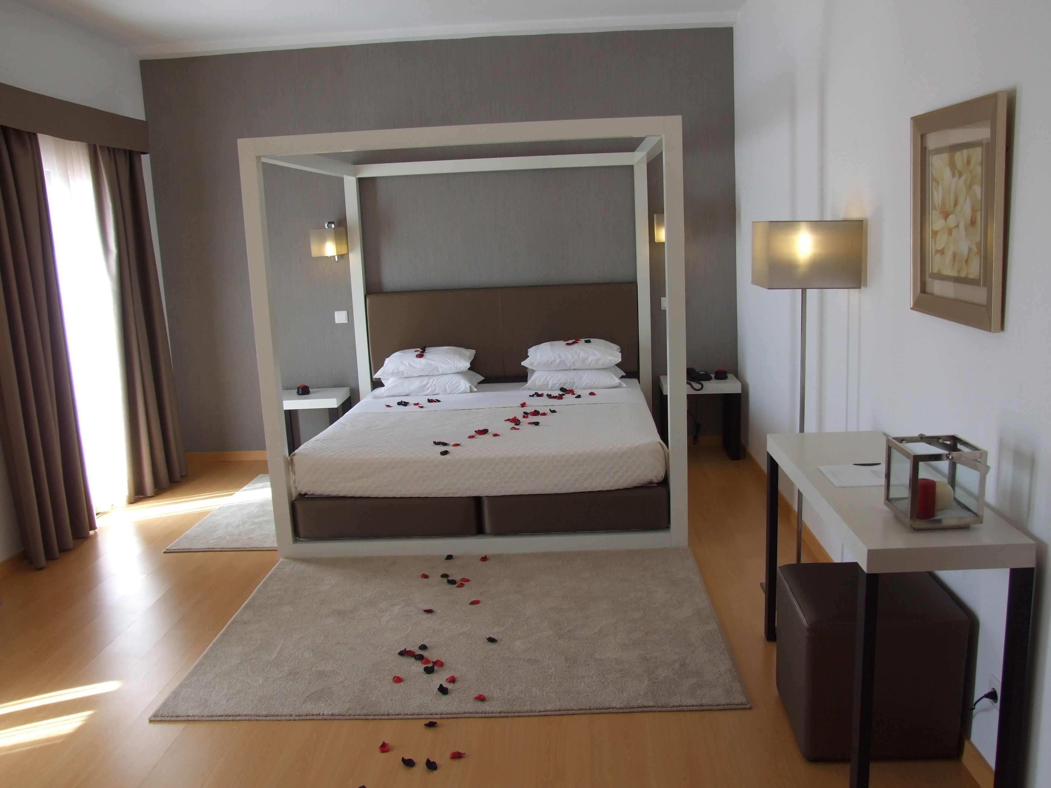 suite, balcony | 1 bedroom, desk, soundproofing, iron/ironing board