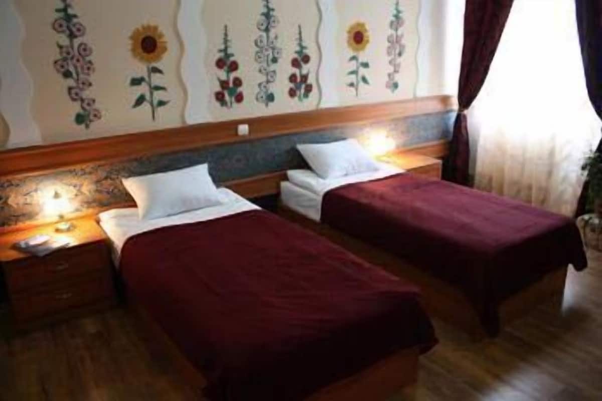 Minibar, in-room safe, iron/ironing board, rollaway beds