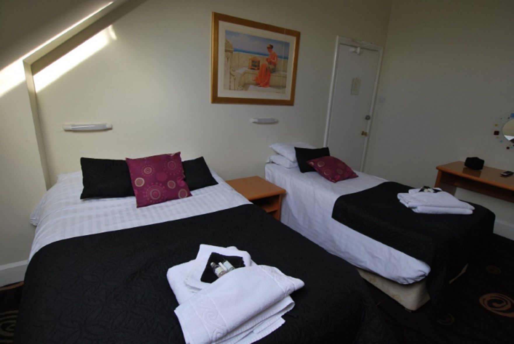 Premium bedding, individually decorated, individually furnished, desk