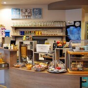 Brit Hotel Confort Azur Cholet Nord
