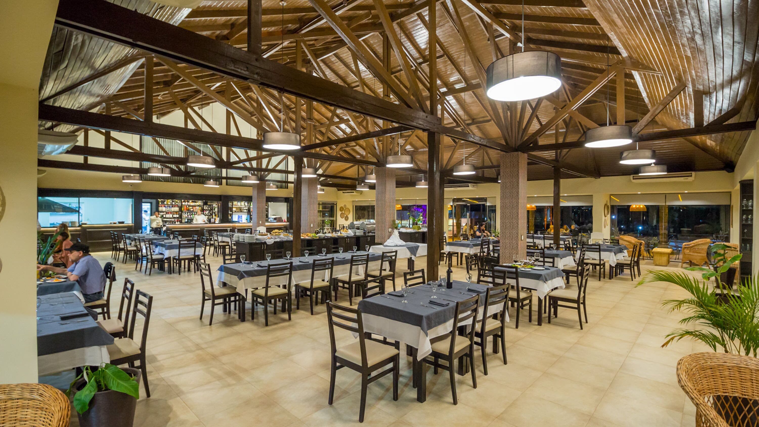 Foto - Complejo Americano