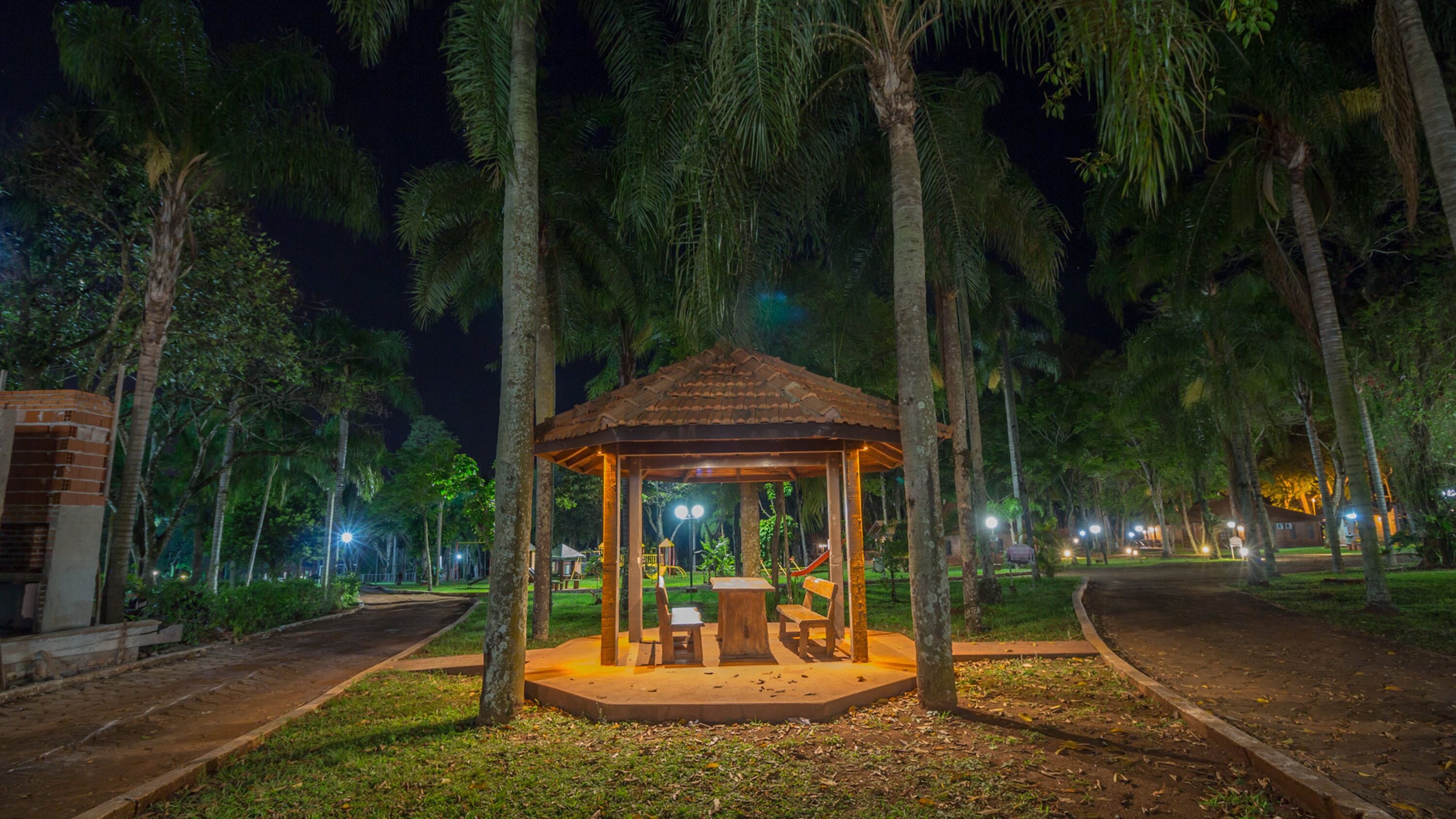 Foto - Complejo Americano