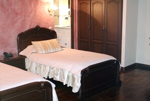 Minibar, in-room safe, free WiFi - Hostal Patrimonio - Sucre (Sucre)