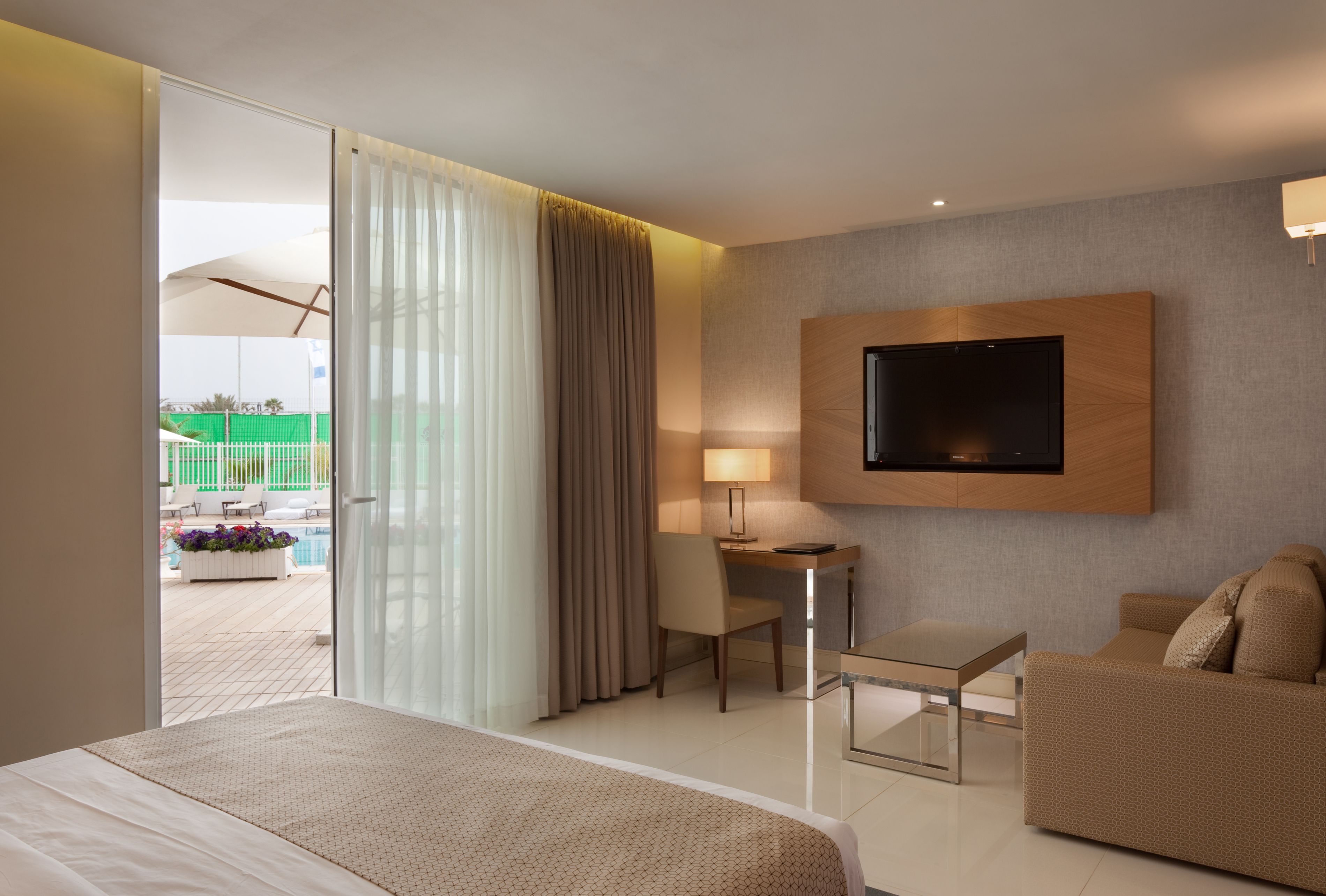 Foto - Herbert Samuel The Reef Eilat