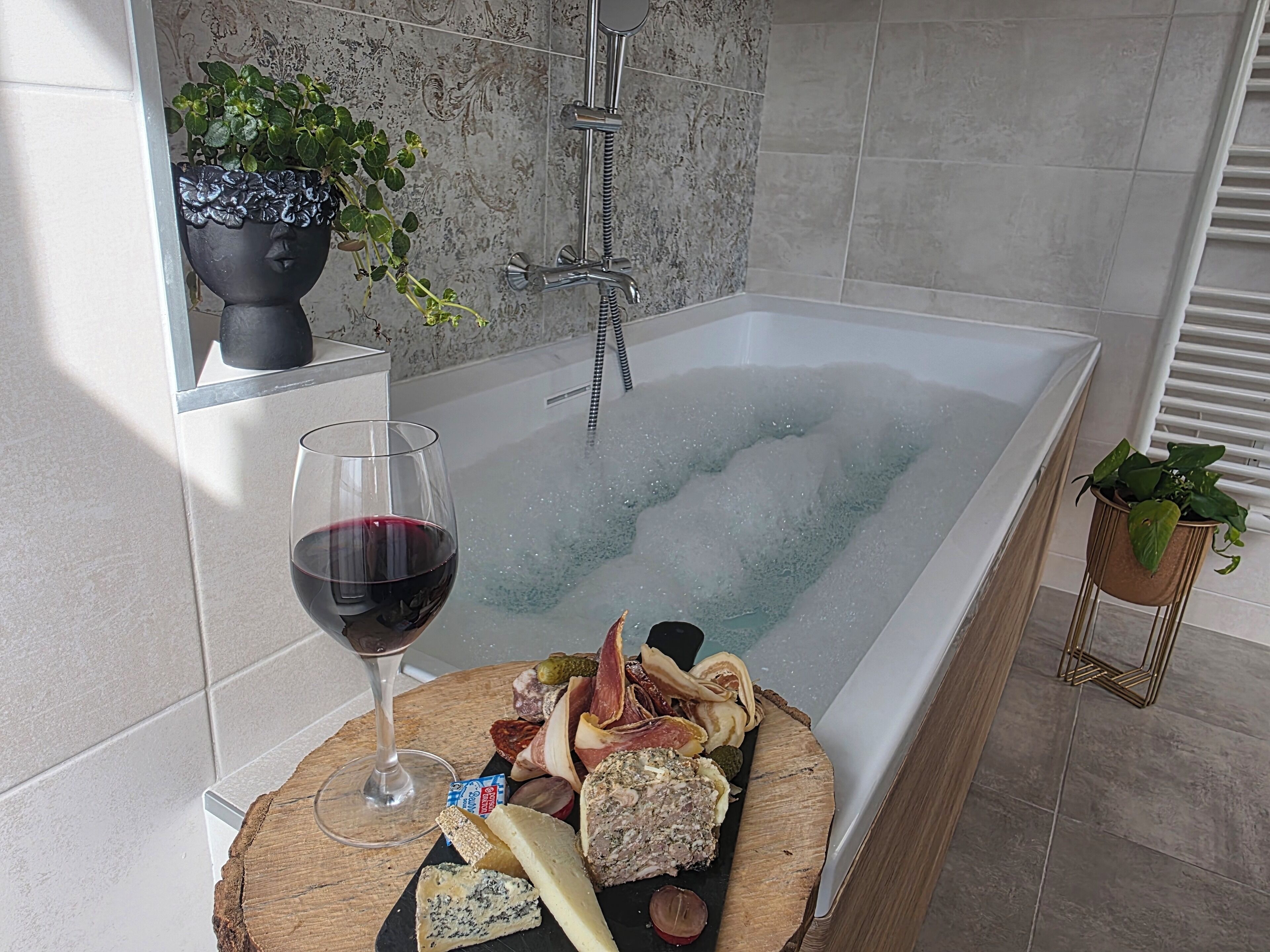 Deluxe Room, Hot Tub, River View | Desk, laptop workspace, soundproofing, iron/ironing board