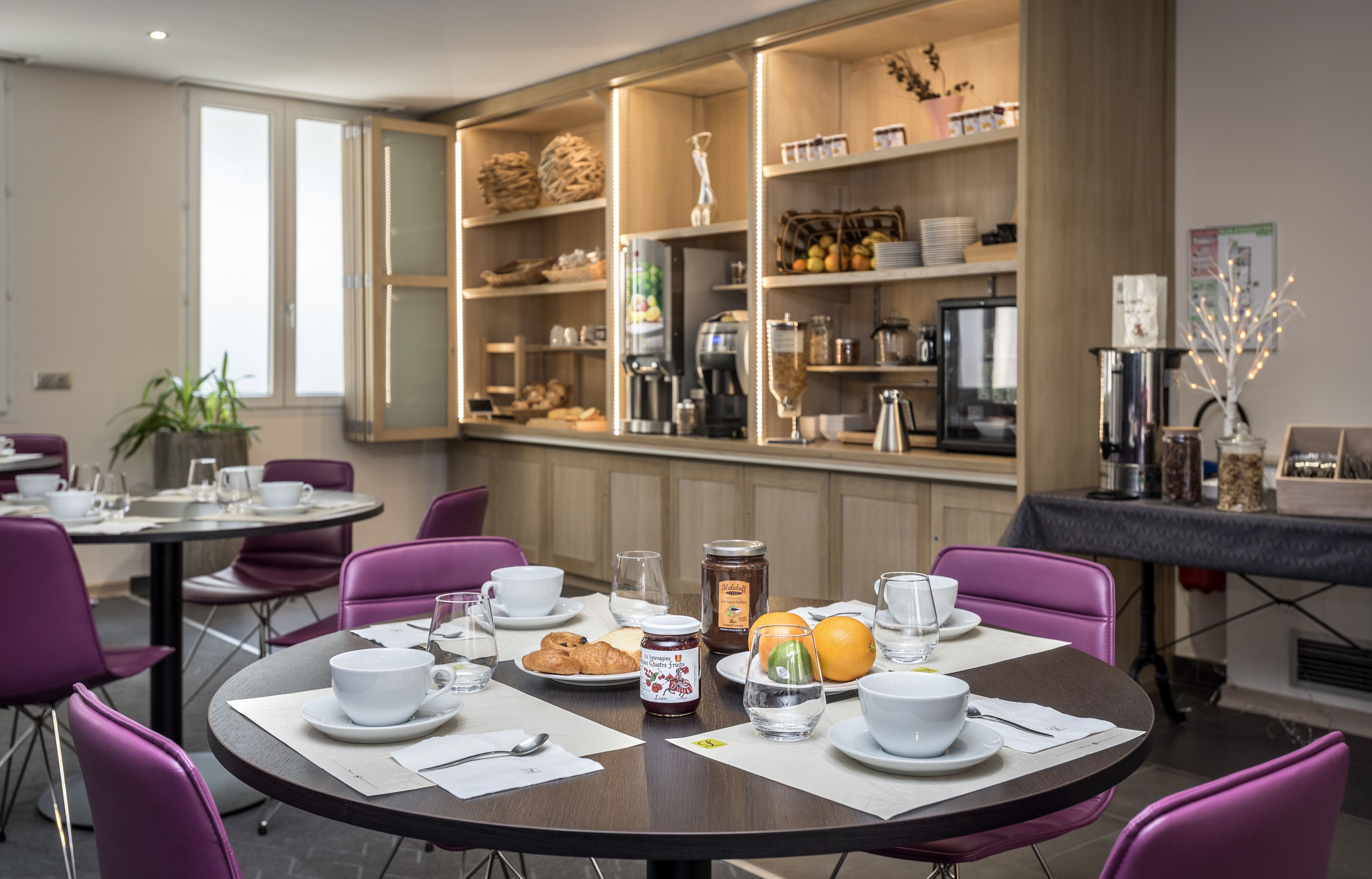 daily buffet breakfast (eur 12 per person)