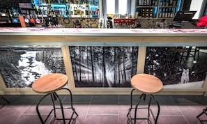 酒吧(店内)